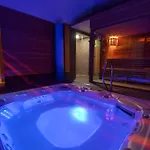 Western Genio Hotel 3*