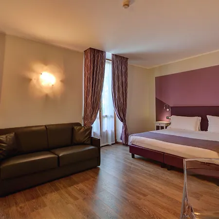 Western Genio 3* Torino