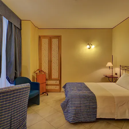 Western Genio Hotel 3*