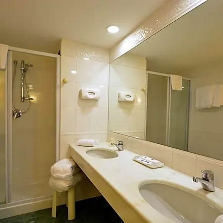 Hotel Western Genio 3*