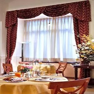 فندق بِست ويستيرن غينيو 3*