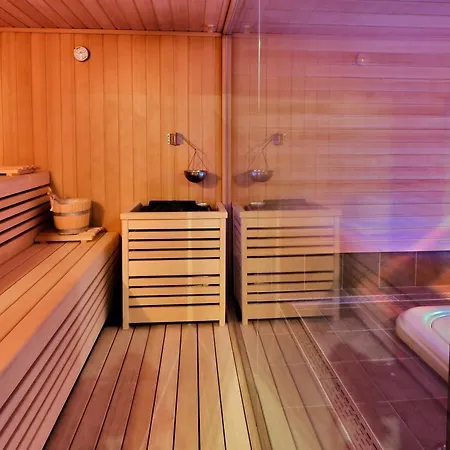 Western Genio Отель