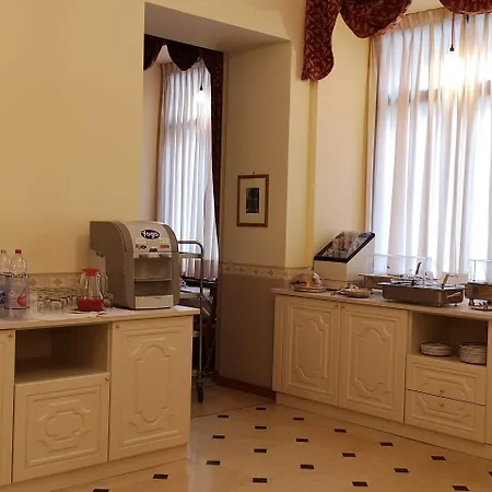 بِست ويستيرن غينيو