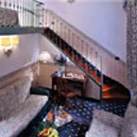 Western Genio Турин