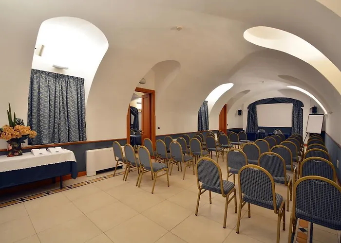 Hotel Western Genio 3*